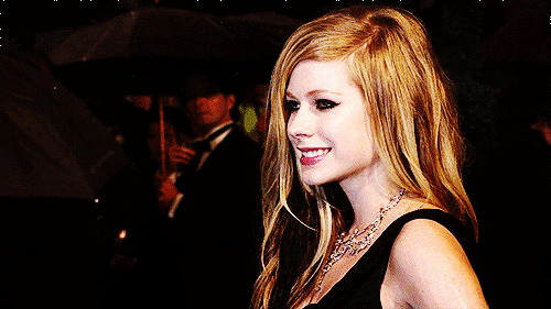 Avril Lavigne gif photo: Avril Lavigne ithinksheisjustsopretty.gif