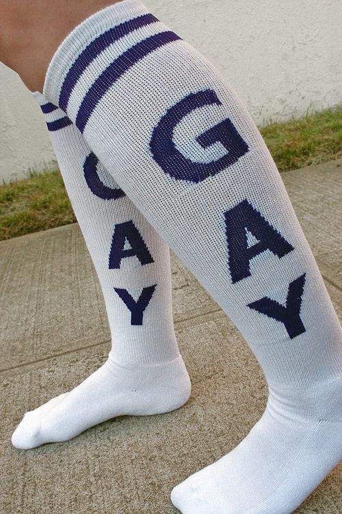 [Image: gay-knee-highs_zps973e2ef4.jpg]