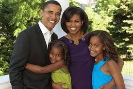  photo obamafamily.jpg