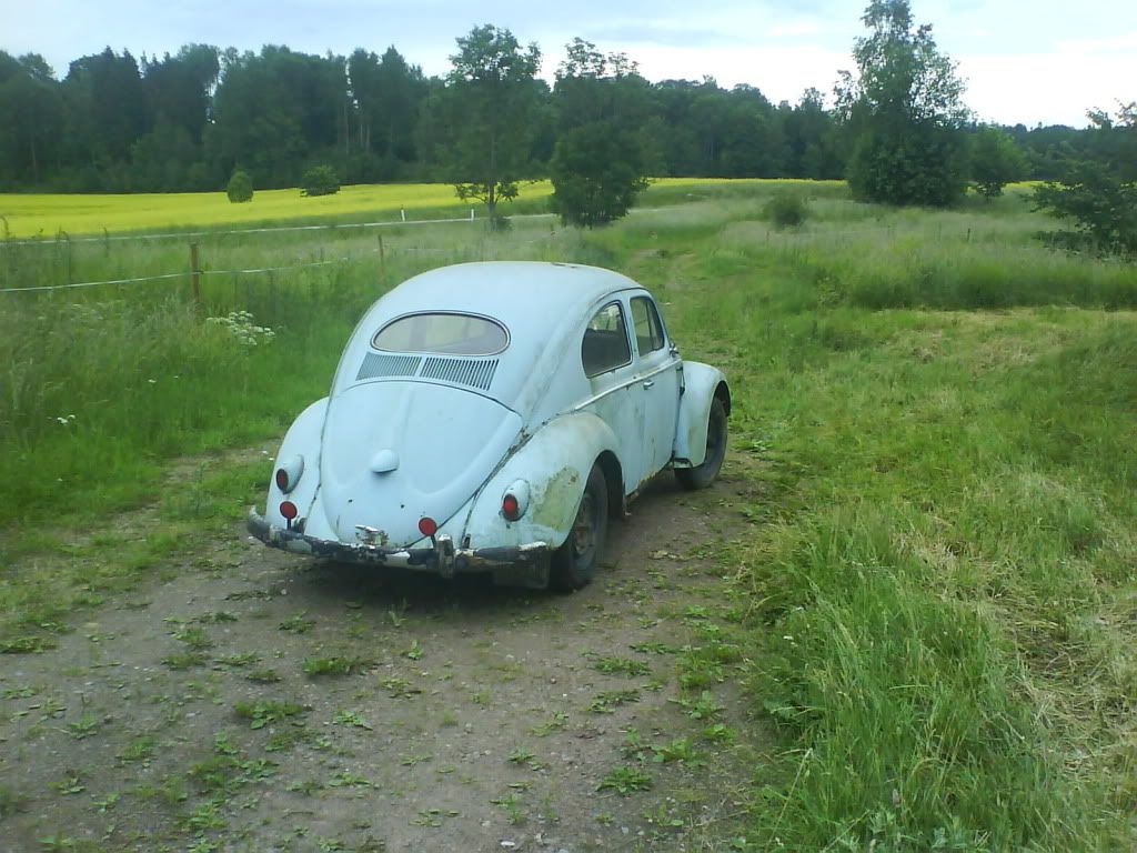 http://i1190.photobucket.com/albums/z455/vw_oval_1957/DSC00543.jpg