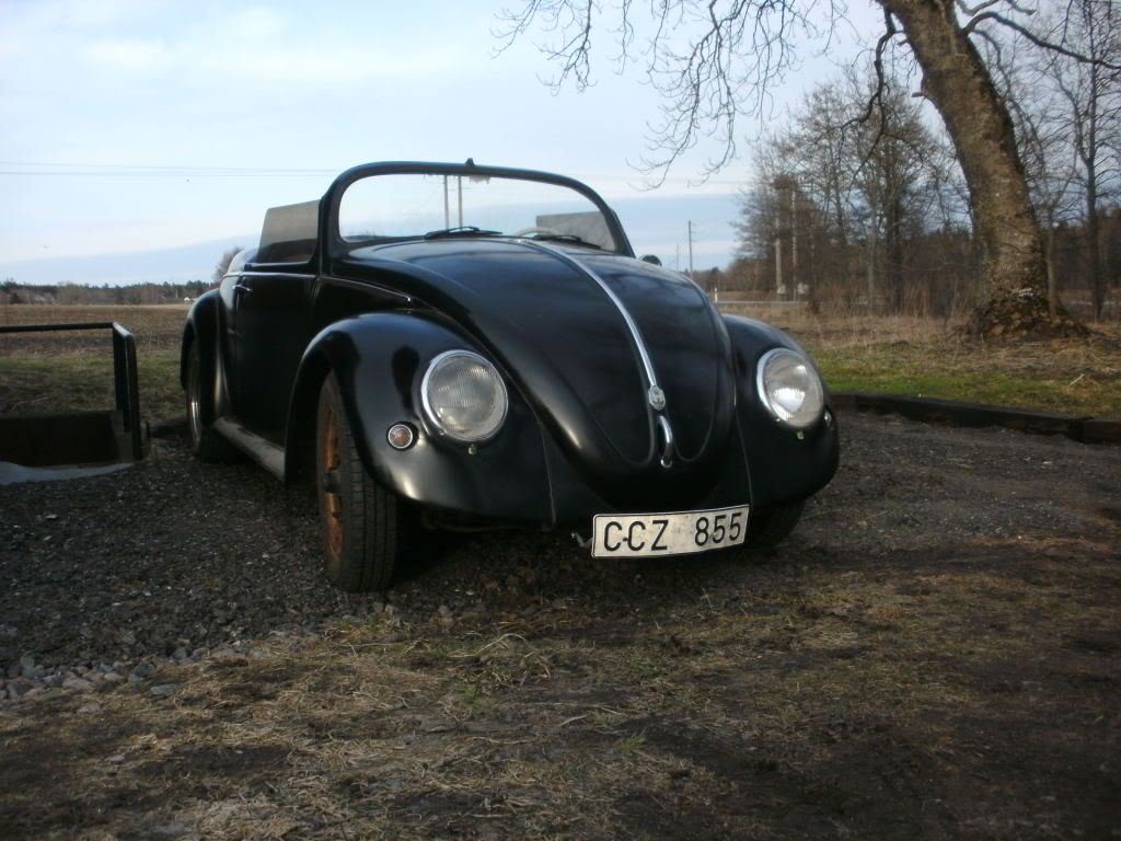 http://i1190.photobucket.com/albums/z455/vw_oval_1957/PICT0006.jpg
