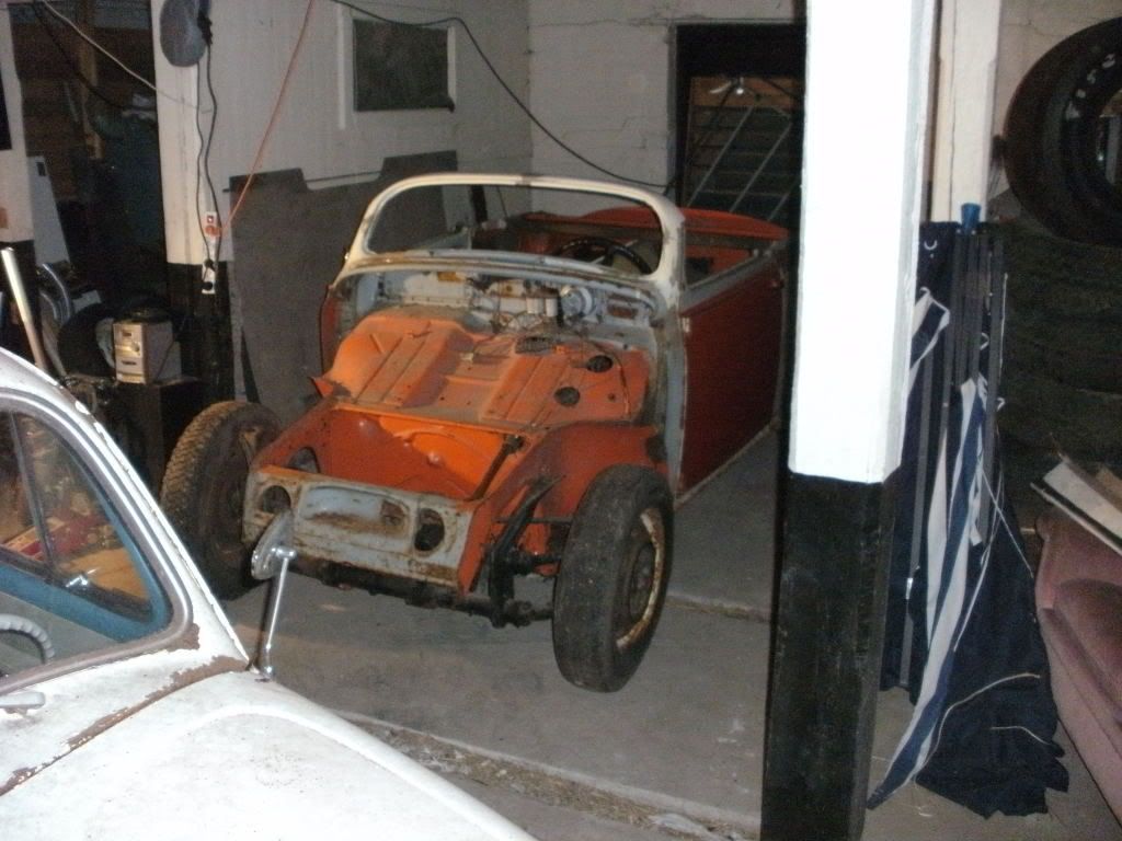 http://i1190.photobucket.com/albums/z455/vw_oval_1957/PICT0057-1.jpg