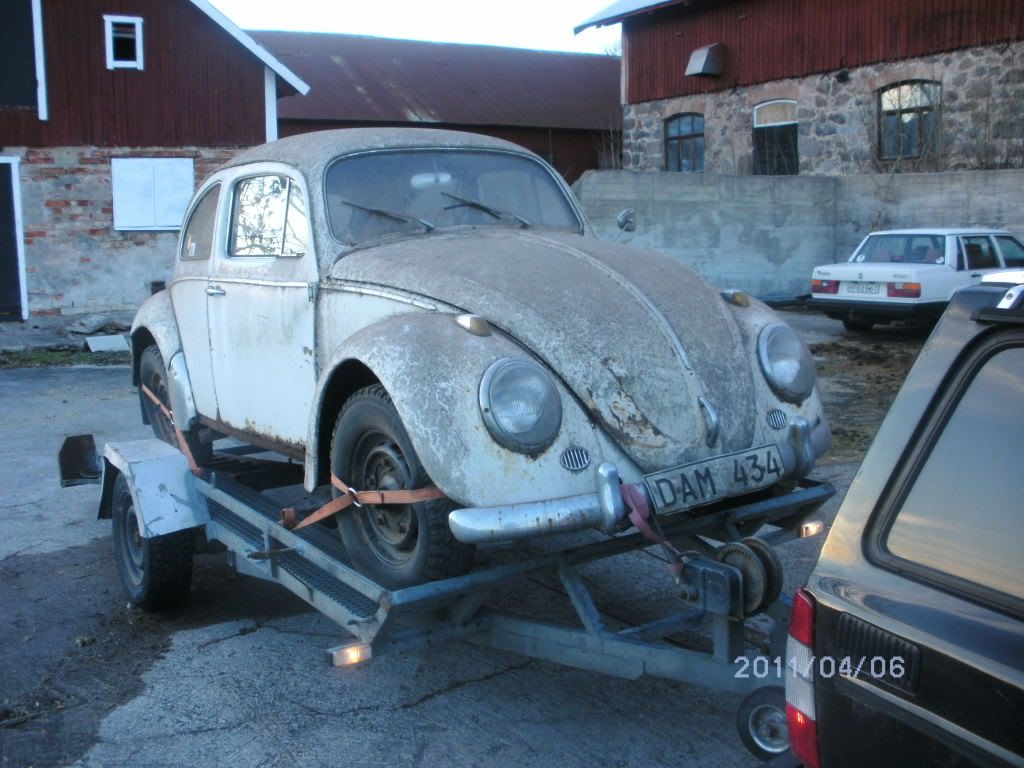 http://i1190.photobucket.com/albums/z455/vw_oval_1957/PICT0072.jpg