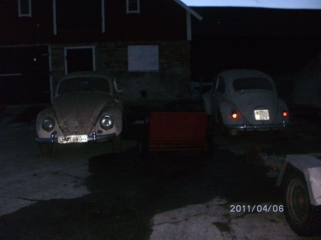 http://i1190.photobucket.com/albums/z455/vw_oval_1957/PICT0075.jpg
