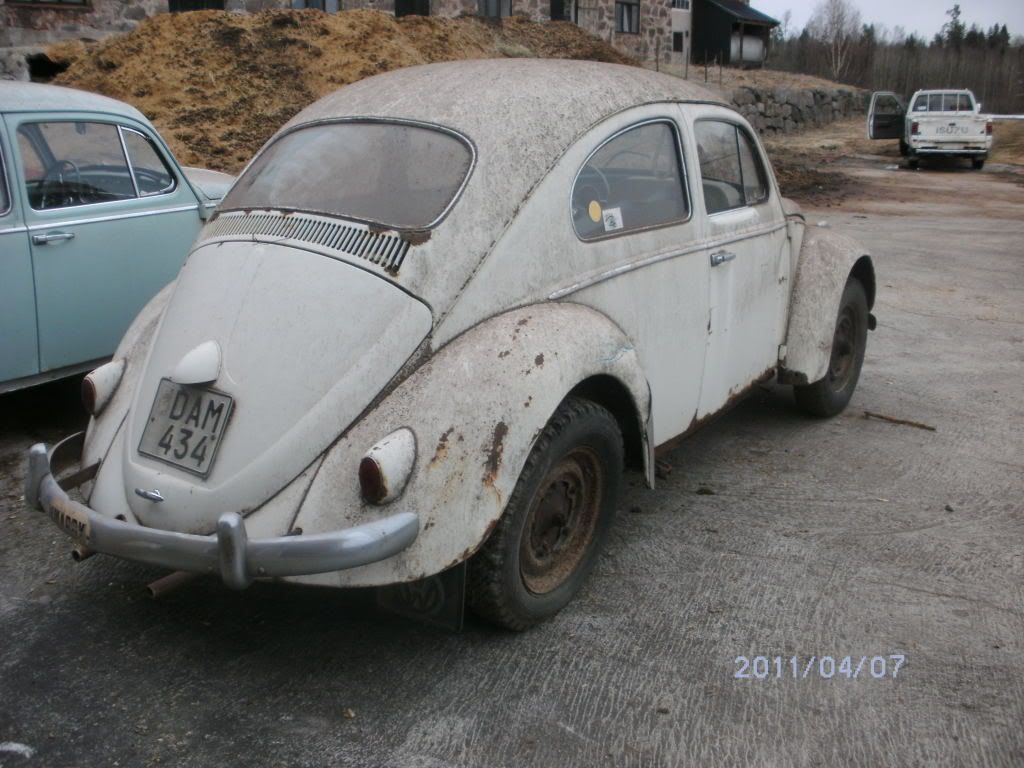 http://i1190.photobucket.com/albums/z455/vw_oval_1957/PICT0083.jpg