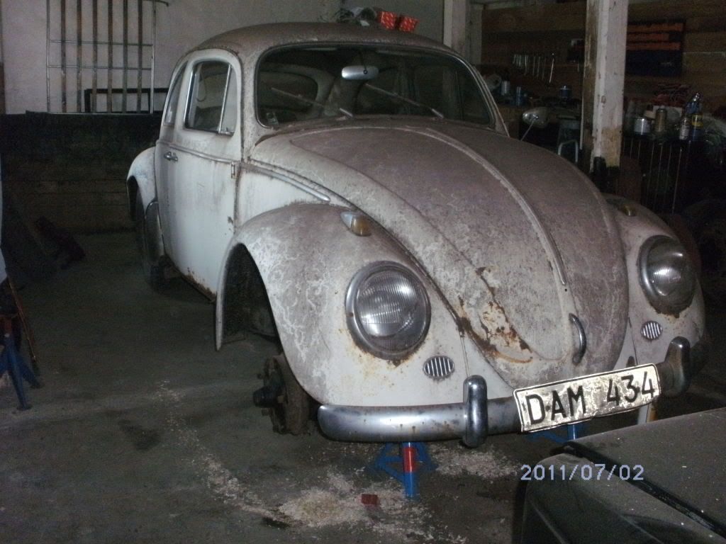 http://i1190.photobucket.com/albums/z455/vw_oval_1957/PICT0166.jpg