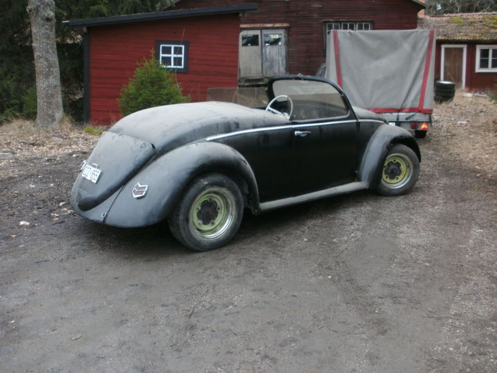 http://i1190.photobucket.com/albums/z455/vw_oval_1957/PICT0184.jpg