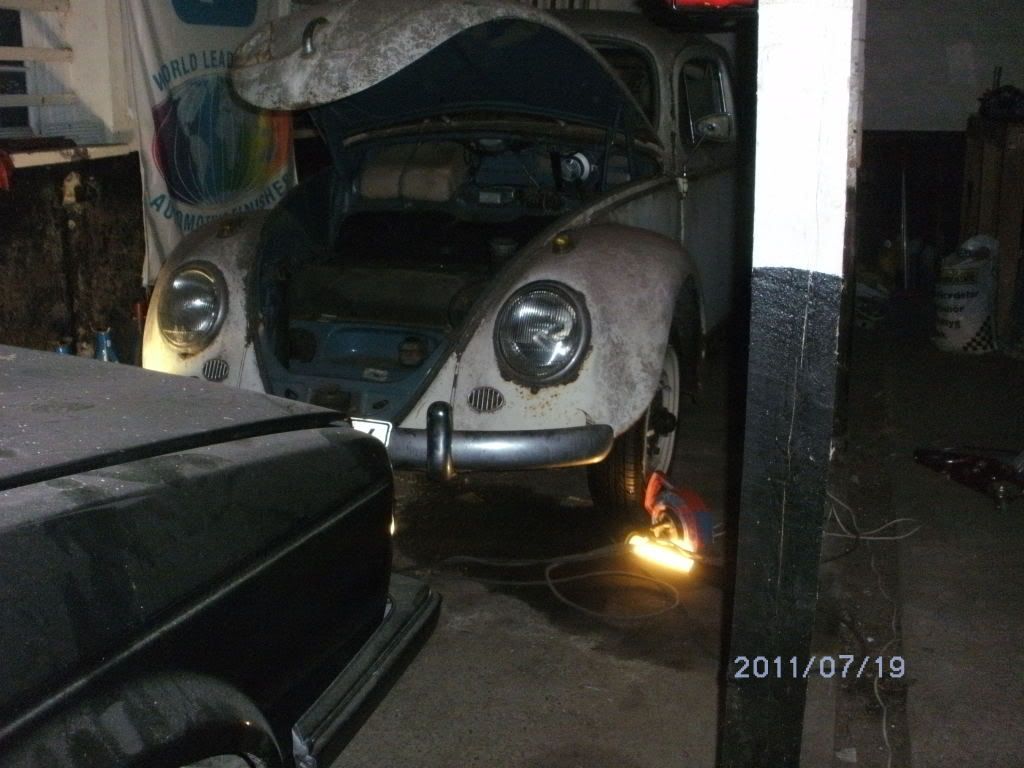 http://i1190.photobucket.com/albums/z455/vw_oval_1957/PICT0218.jpg
