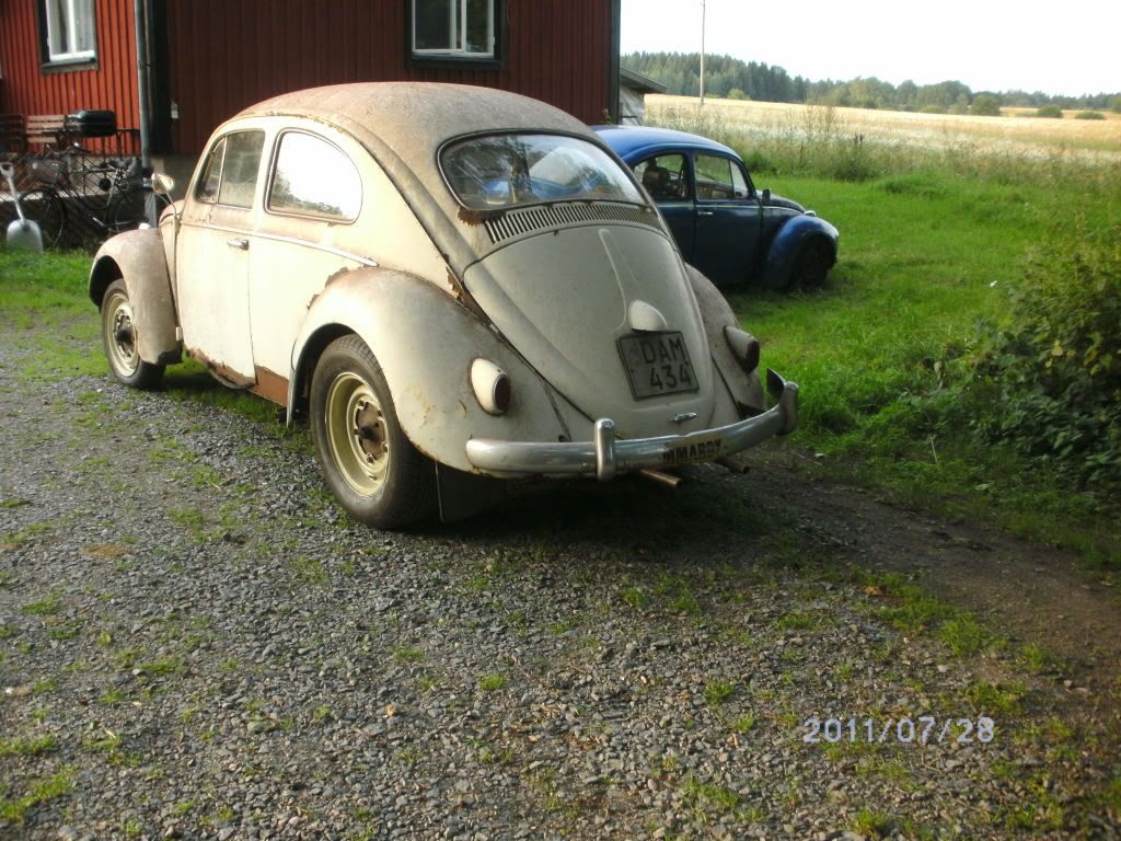 http://i1190.photobucket.com/albums/z455/vw_oval_1957/PICT0238.jpg