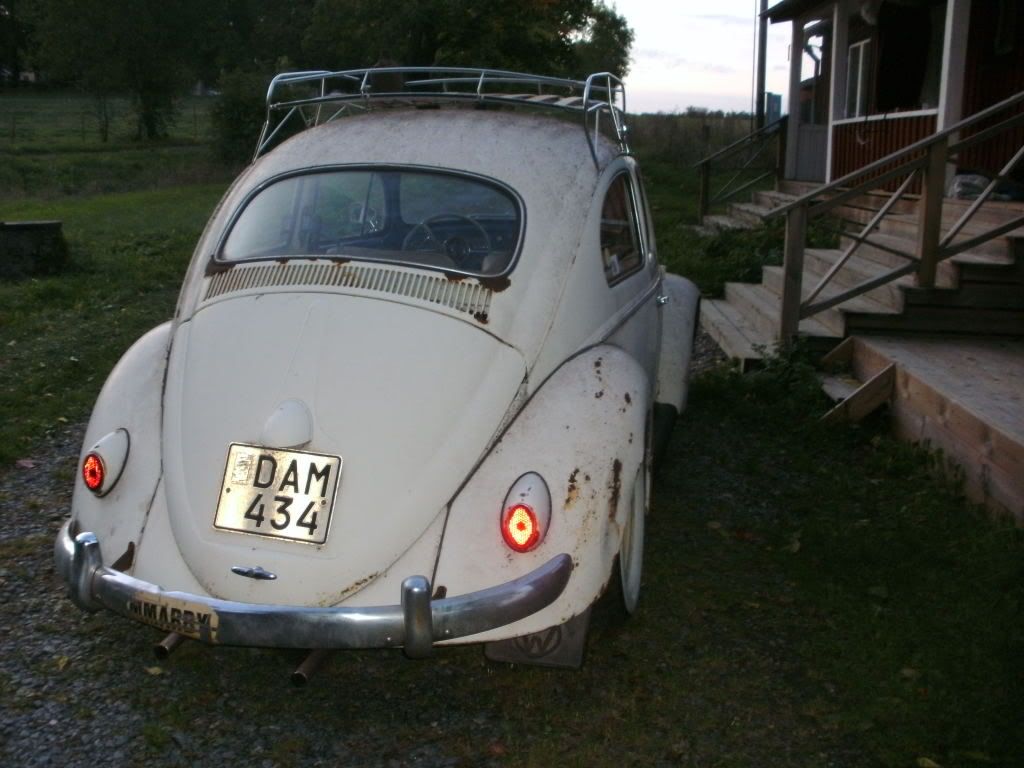 http://i1190.photobucket.com/albums/z455/vw_oval_1957/PICT0351.jpg