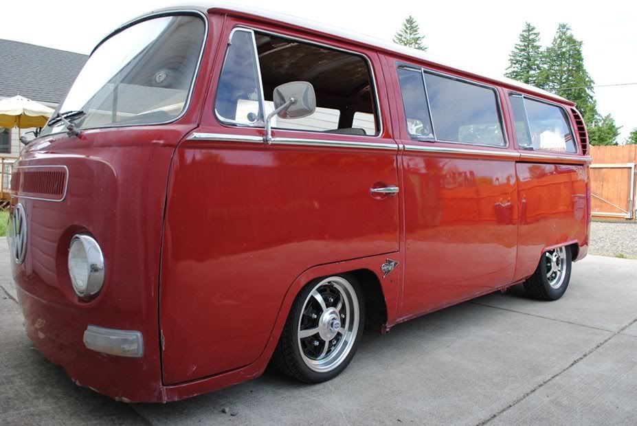 http://i1190.photobucket.com/albums/z455/vw_oval_1957/sprintvay.jpg